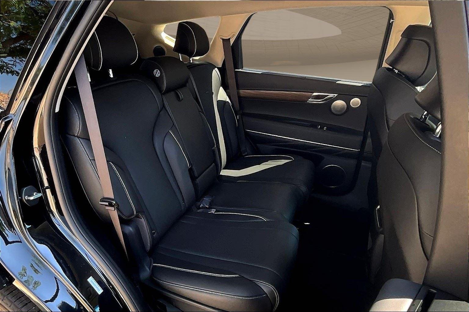 2026 GENESIS GV80 Advanced - Photo 9