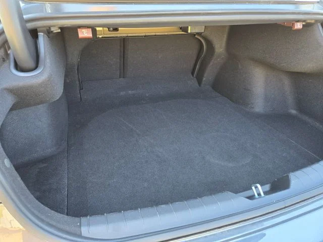 Used 2025 Gray Hyundai SEL image 16