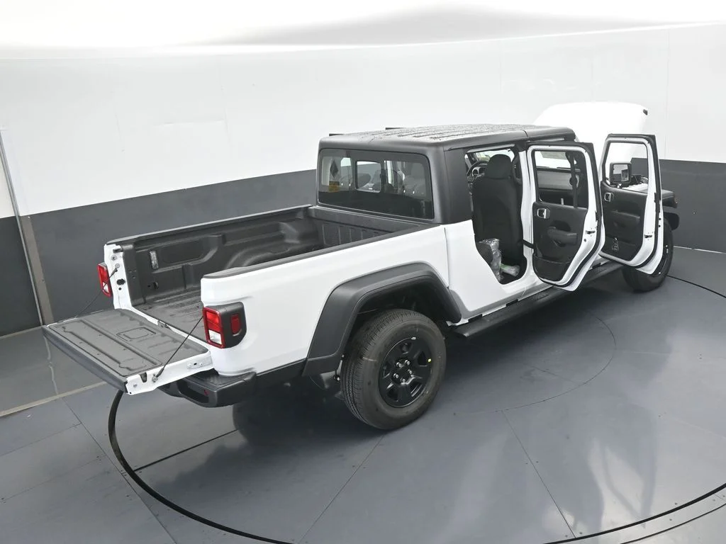 New 2026 Bright White Clear-Coat Exterior Paint Jeep Sport image 51