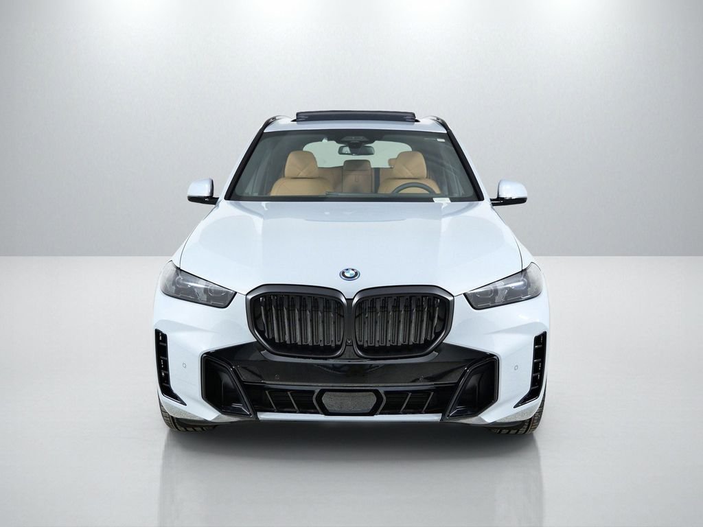 Used 2026 Brooklyn Grey Metallic BMW xDrive50e image 3