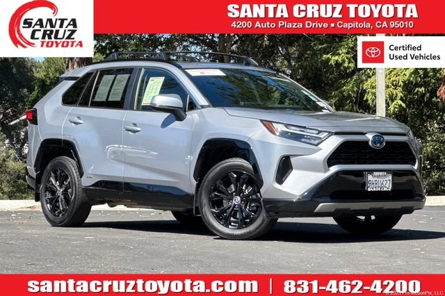 2023 Toyota RAV4 SE