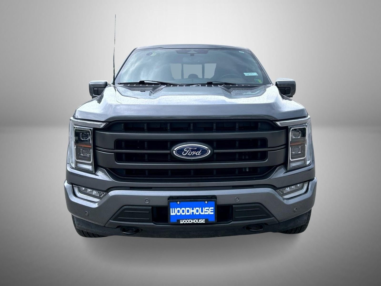 Used 2023 Gray Ford Lariat image 2