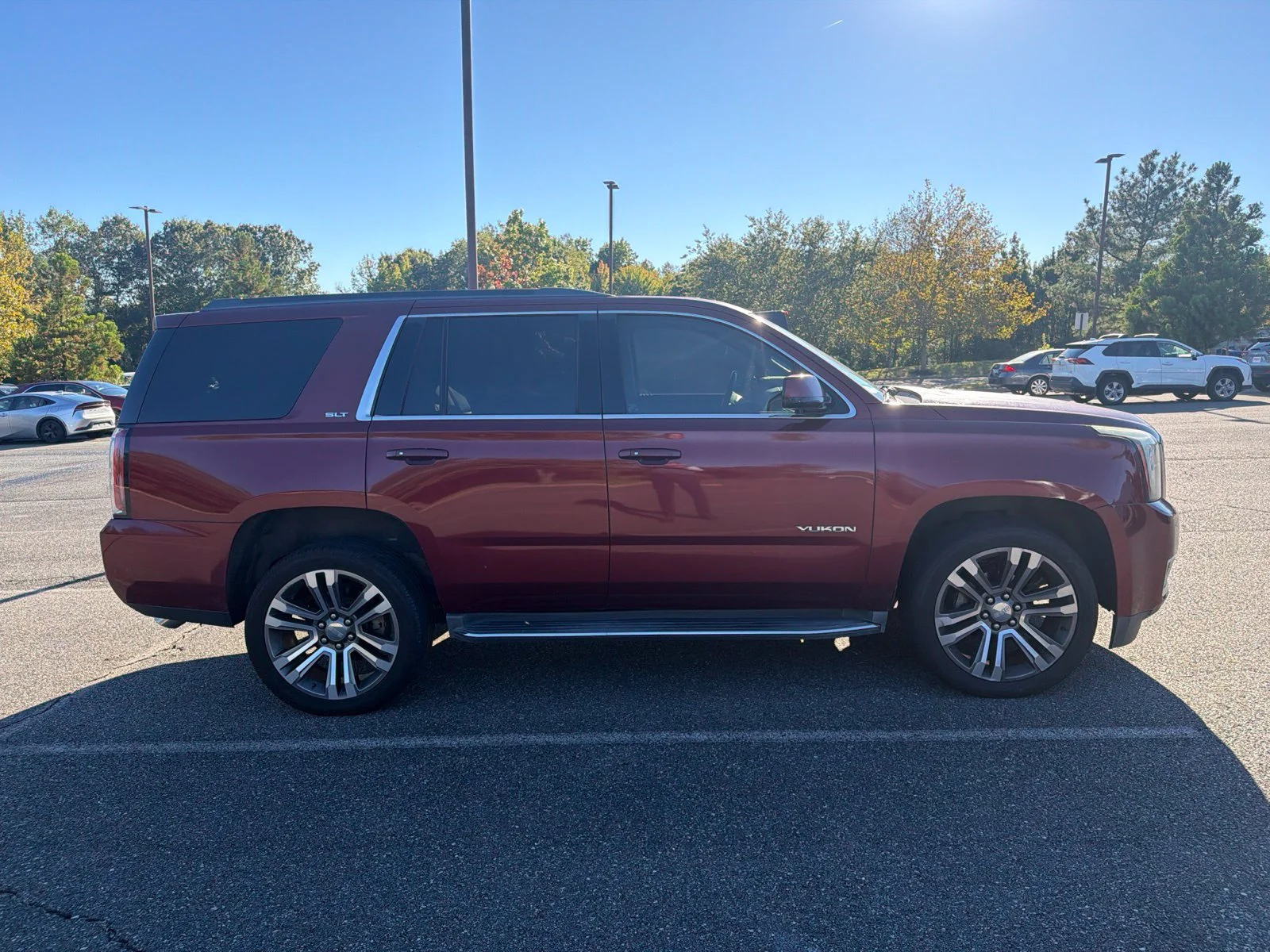 Used 2017 Red GMC SLT image 2