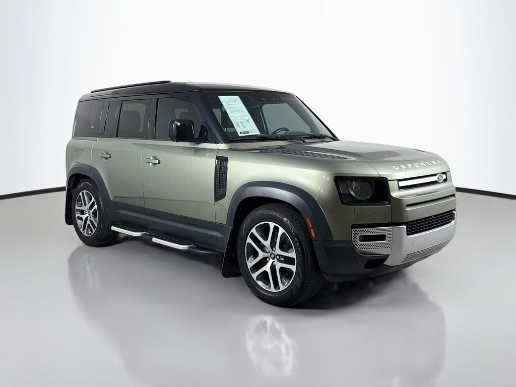 Used 2022 Green Land Rover S image 3