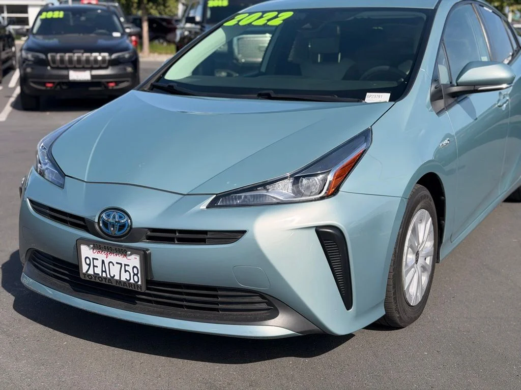 Used 2022 Beige Toyota L image 12