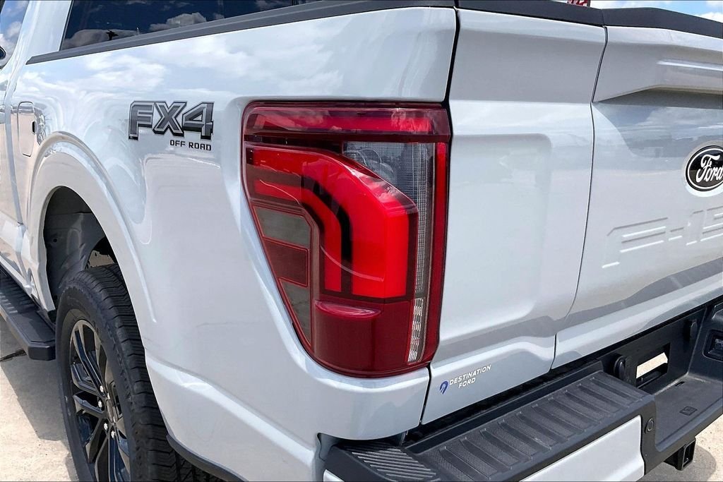 New 2026 White Ford Lariat image 14