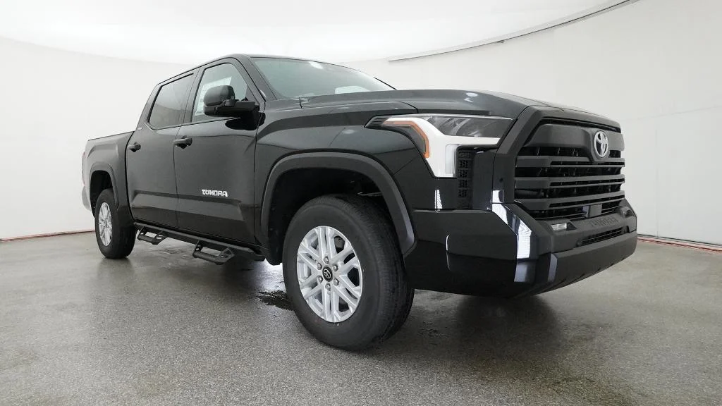 New 2026 Midnight Black Metallic Toyota SR5 image 33