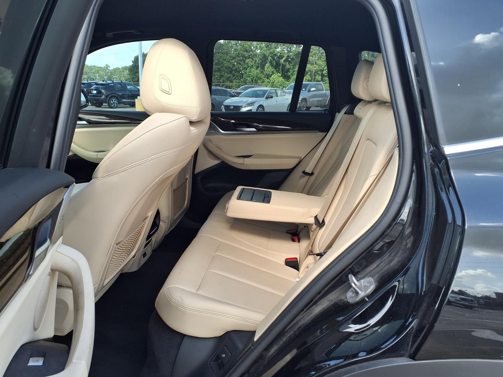 Used 2021 Jet Black BMW sDrive30i image 12