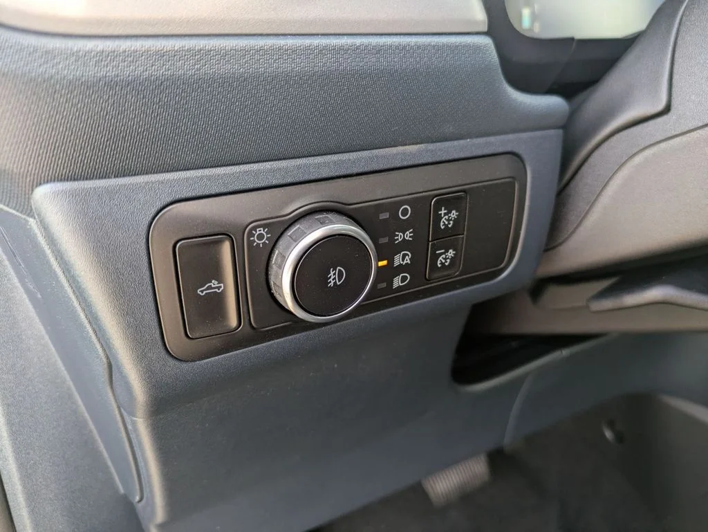New 2026 Carbonized Gray Metallic Ford Lobo™ image 40