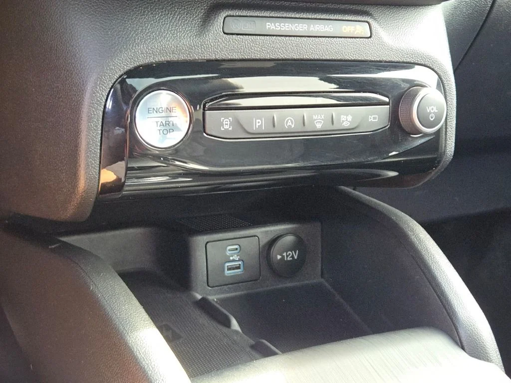Used 2023 White Ford ST-Line Elite image 28