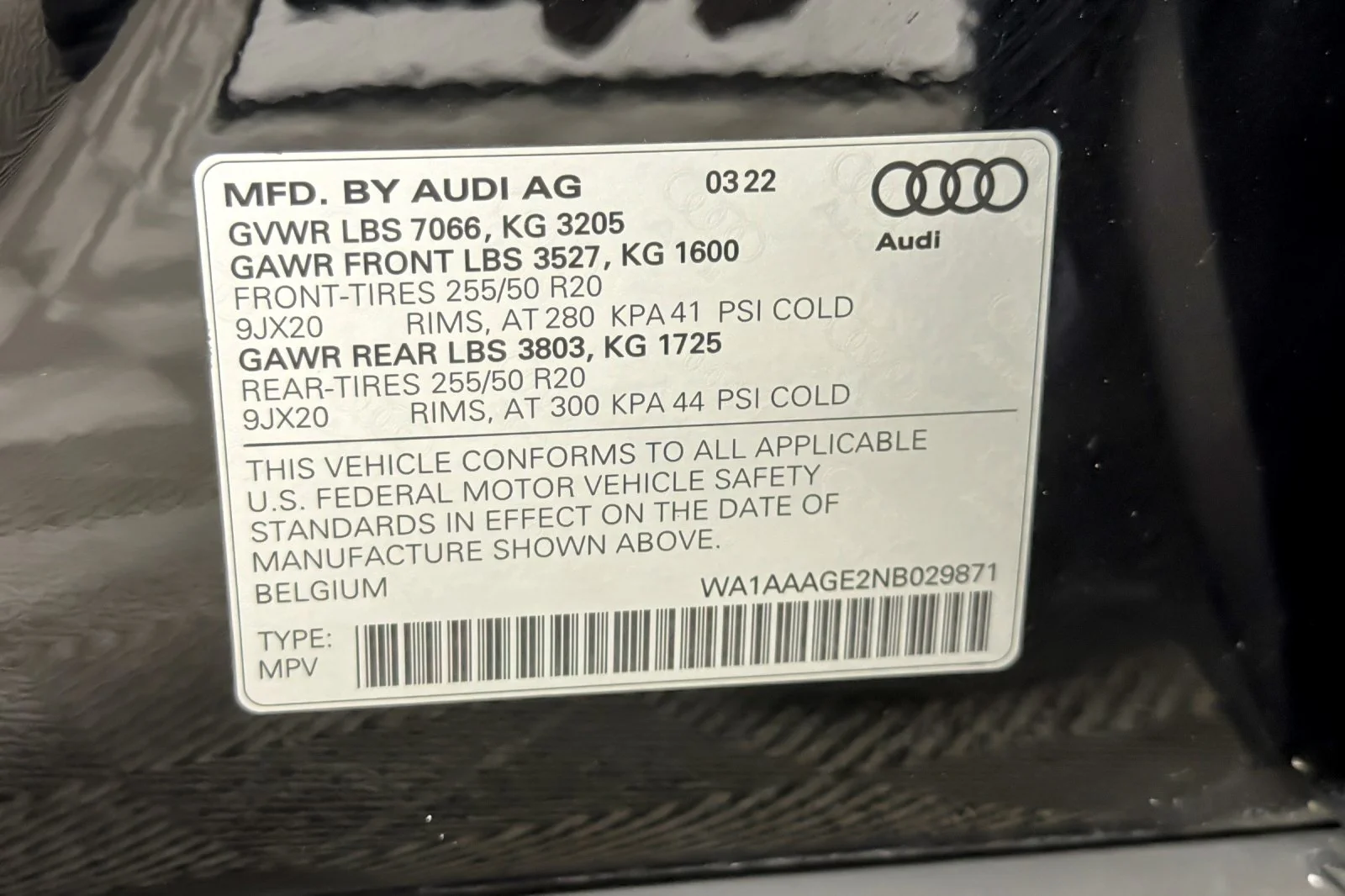 Used 2022 Brilliant Black Audi Premium quattro image 27
