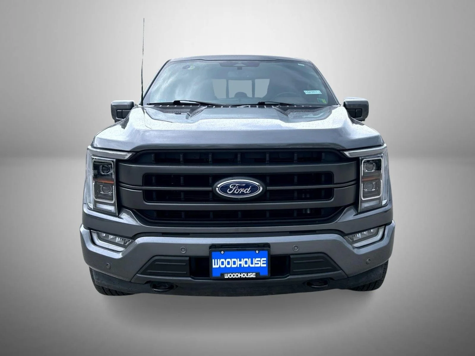 Used 2023 Gray Ford Lariat image 2