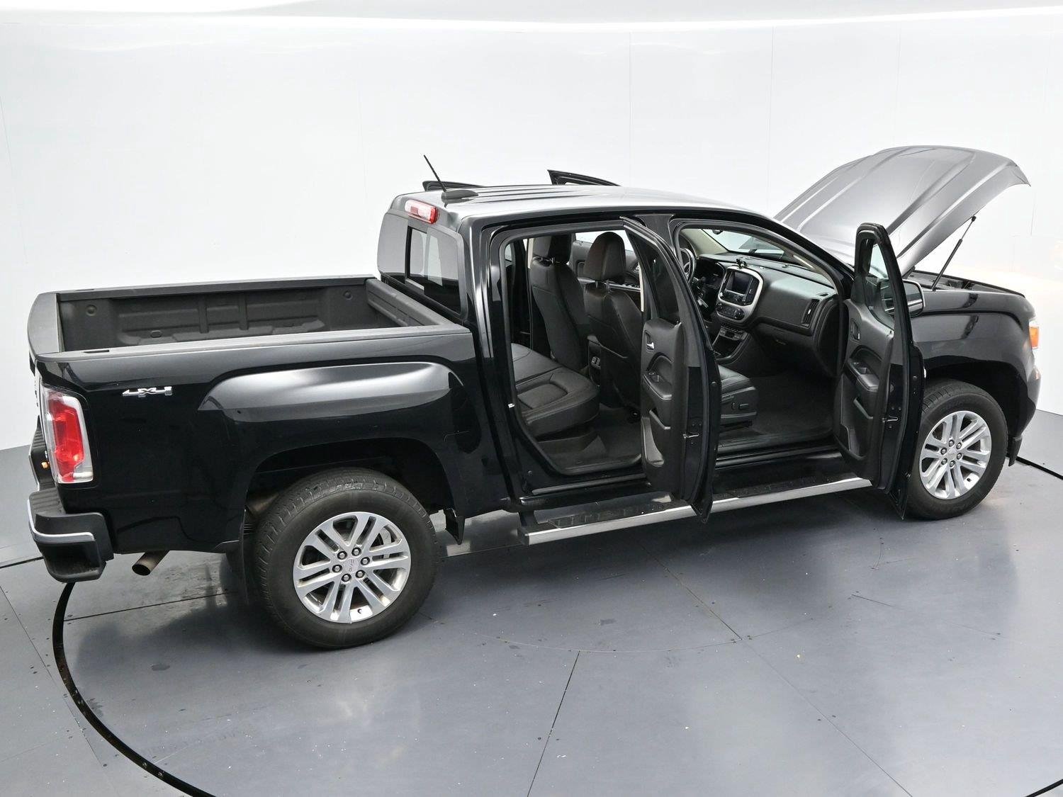 Used 2019 Onyx Black GMC 4WD SLT image 43