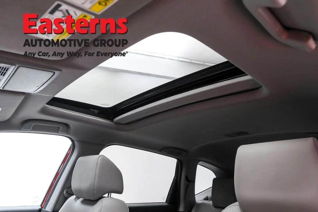 Used 2022 Red Honda Touring image 32