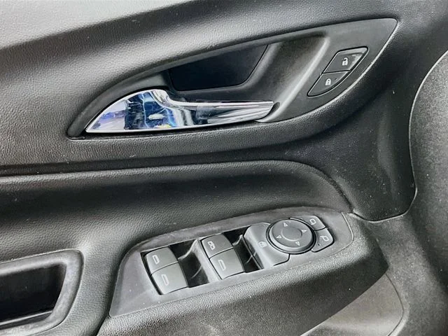 Used 2020 Blue Chevrolet LT image 9