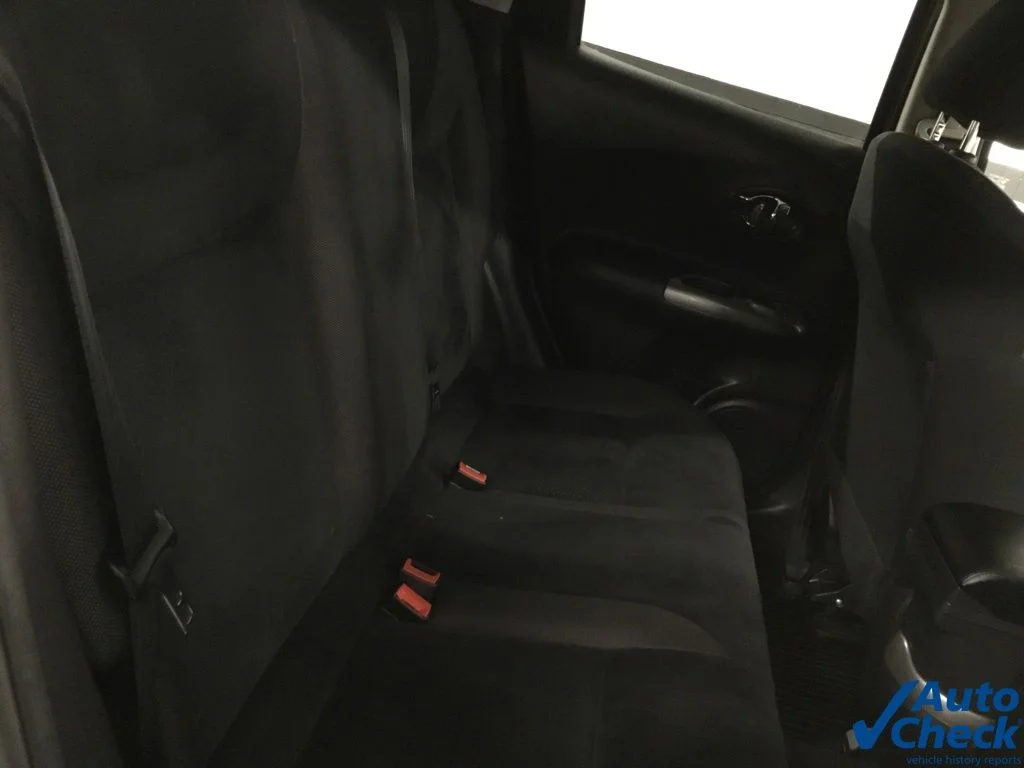 Used 2017 Silver Nissan SV image 30