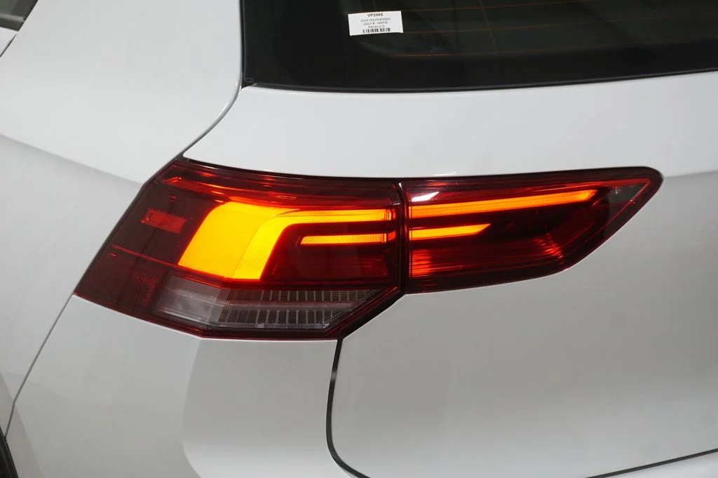 Used 2024 White Volkswagen 2.0T image 44