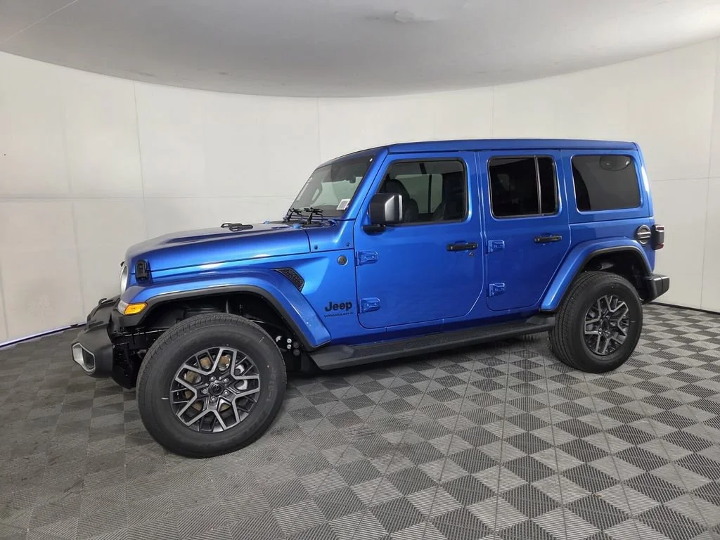 New 2026 Hydro Blue Pearl-Coat Exterior Paint Jeep Sahara image 7