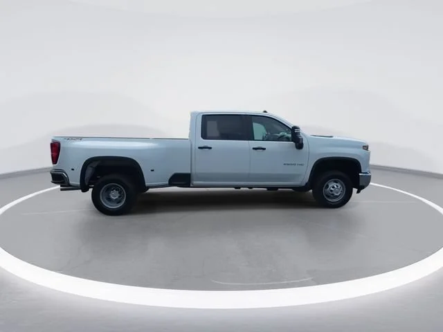 2026 Chevrolet Silverado 3500 HD Work Truck - Photo 9