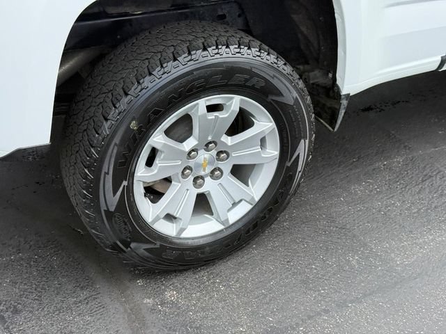 Used 2022 Summit White Chevrolet LT image 8