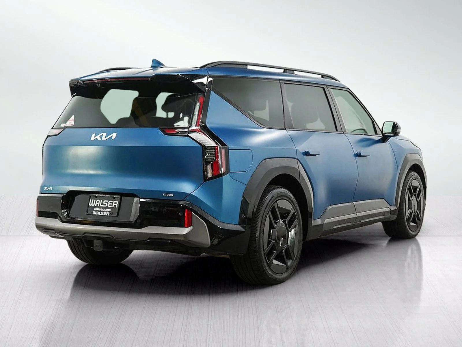 Used 2024 Ocean Blue Matte Kia GT-Line AWD image 5