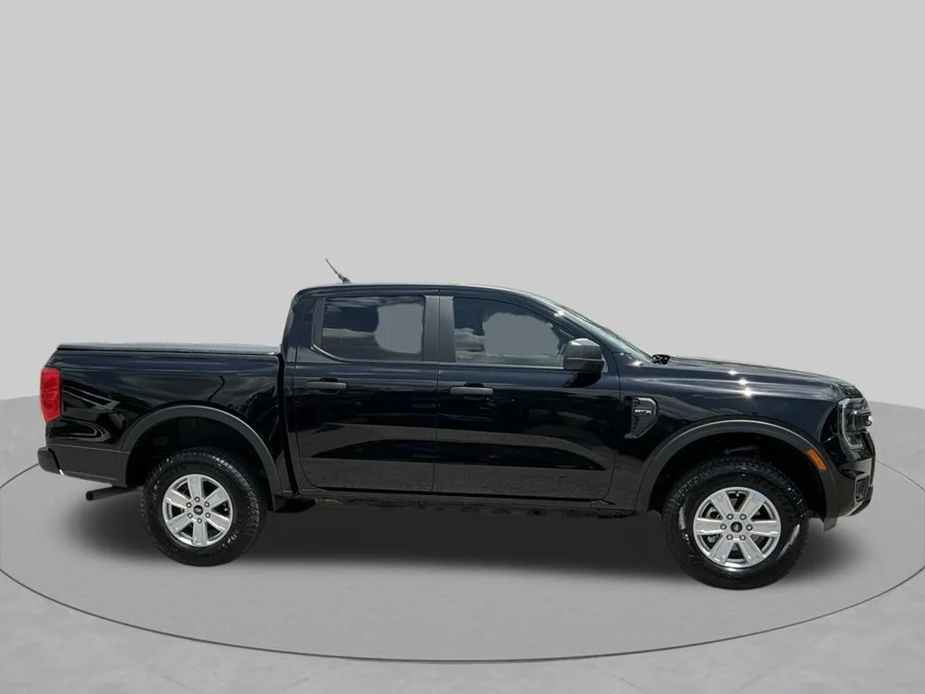 Used 2025 Black Ford XL image 19