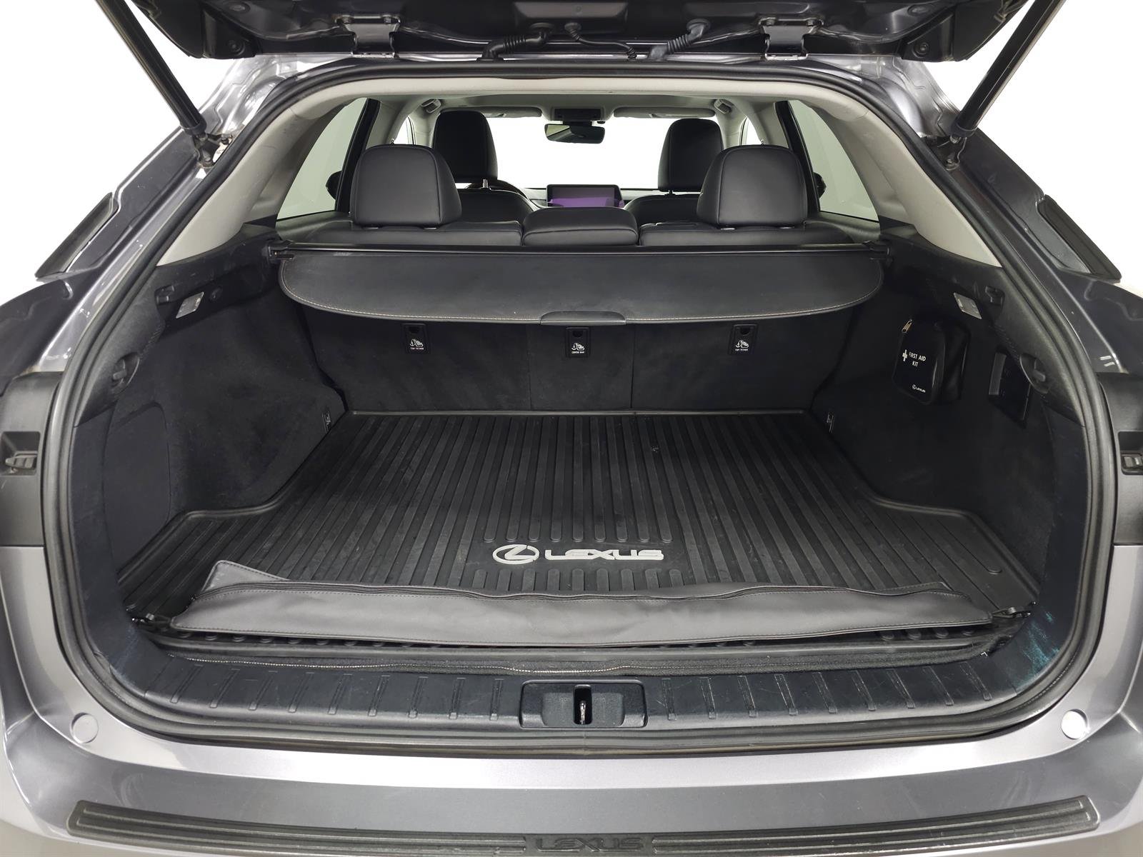 Used 2018 Gray Lexus PREMIUM image 7