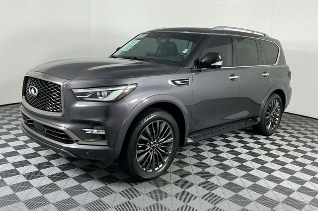 Used 2024 Gray INFINITI Premium Select image 4
