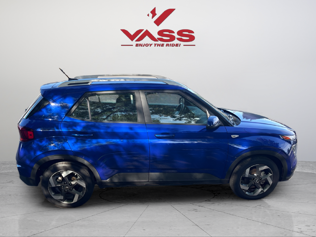 Used 2025 Blue Hyundai SEL image 6