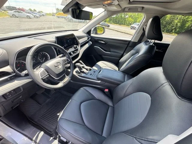 Used 2025 Celestial Silver Metallic Toyota XLE image 13