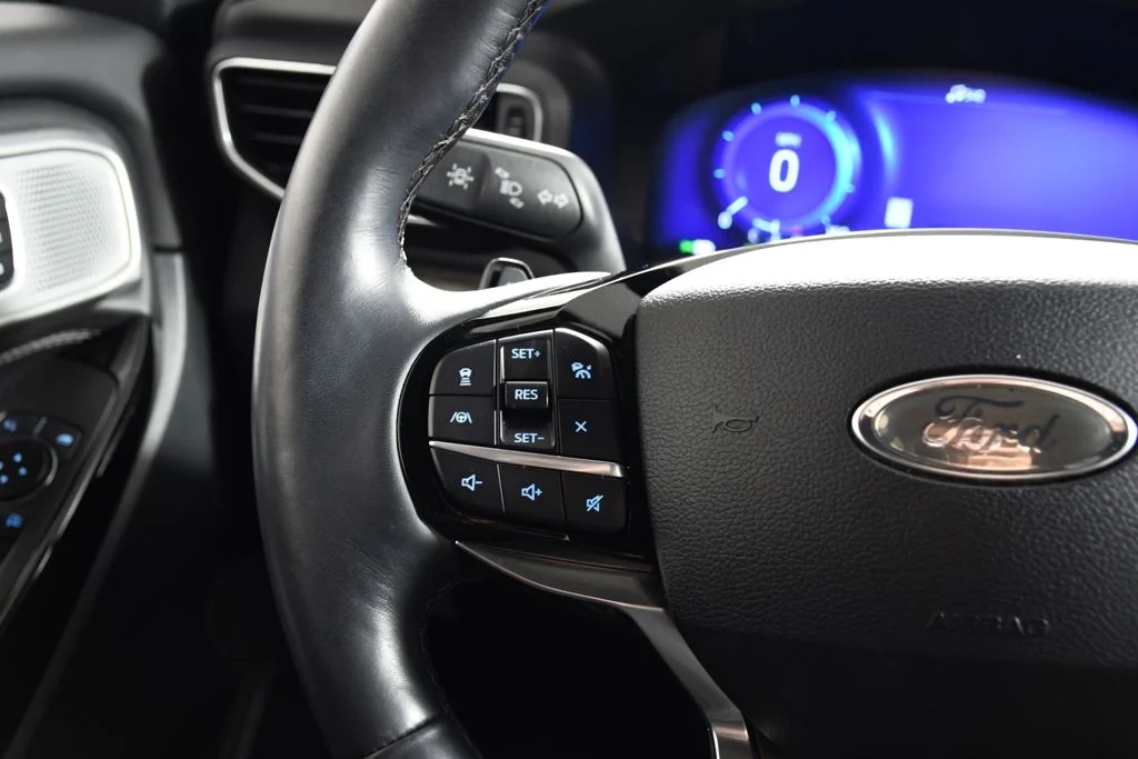 Used 2021 Agate Black Metallic Ford Platinum image 29