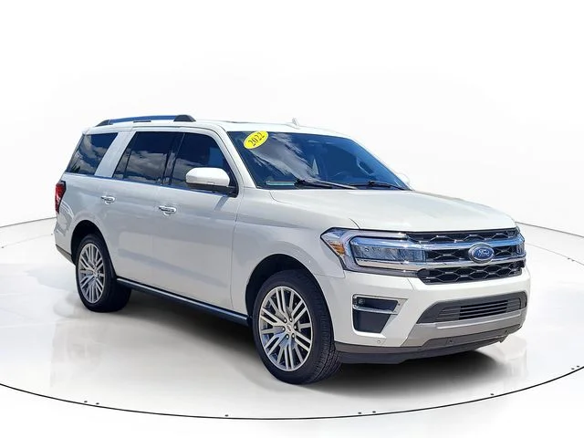 Used 2022 White Ford Limited image 3