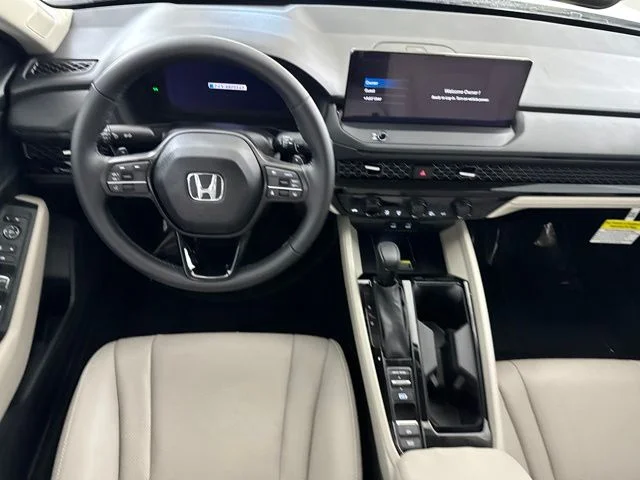 Used 2025 White Honda EX-L image 27