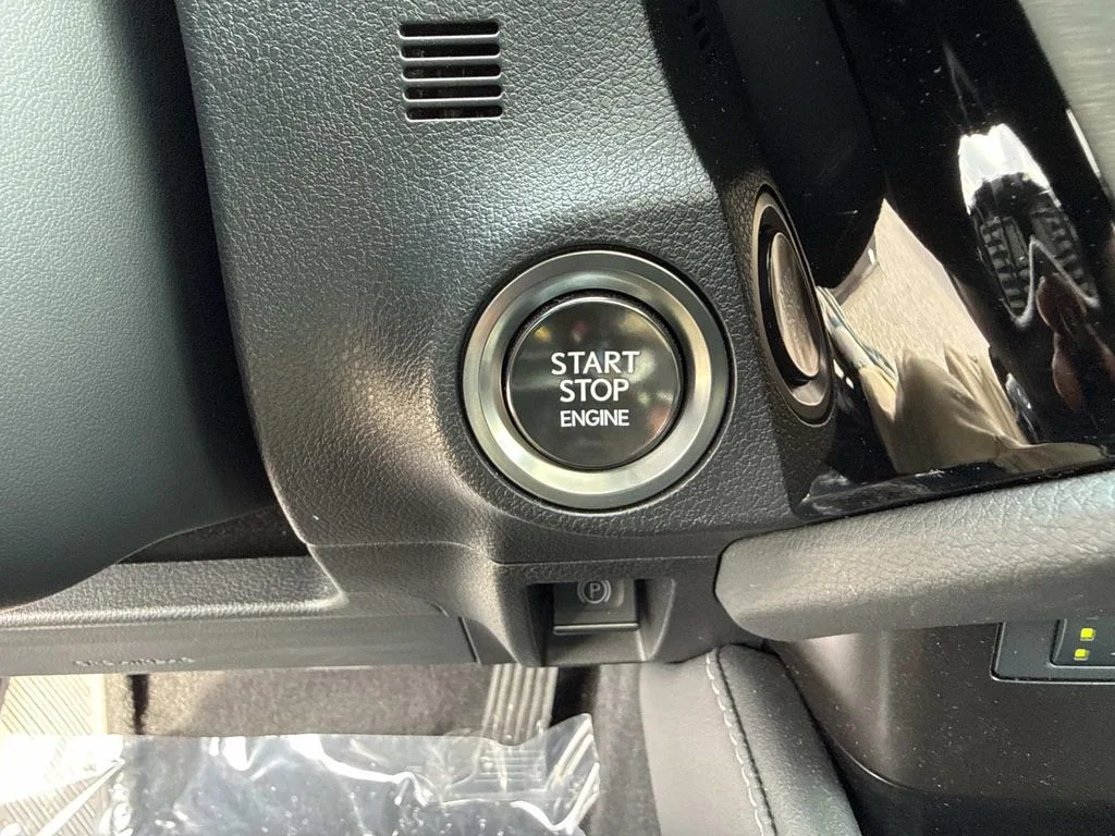 Used 2025 Silver Lexus 350 image 37