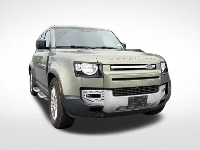 Certified Used 2023 Green Land Rover S image 10