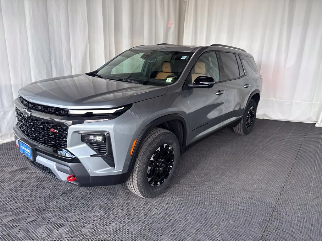 2027 Chevrolet Traverse Z71 - Photo 35
