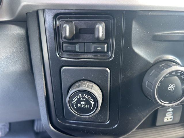 New 2026 Oxford White Ford F-250® XL image 22