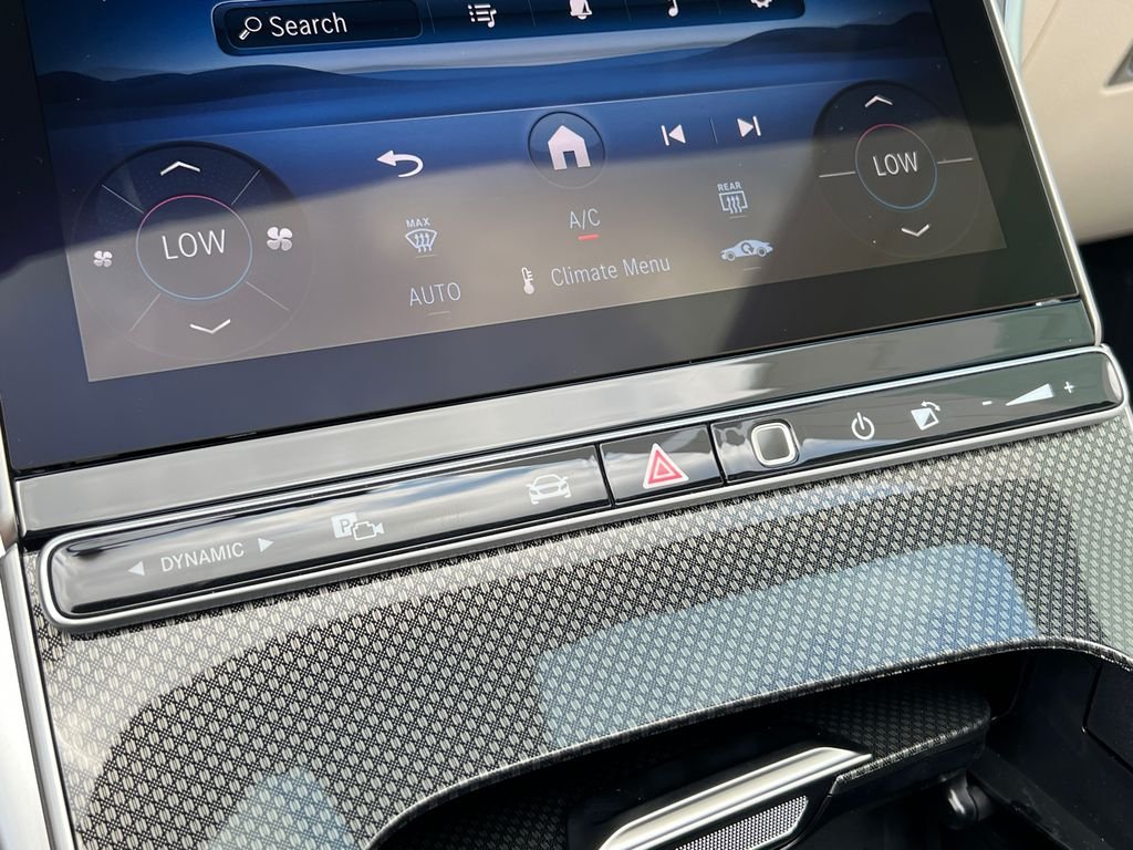 New 2026 Polar White Mercedes-Benz CLE 450 image 23