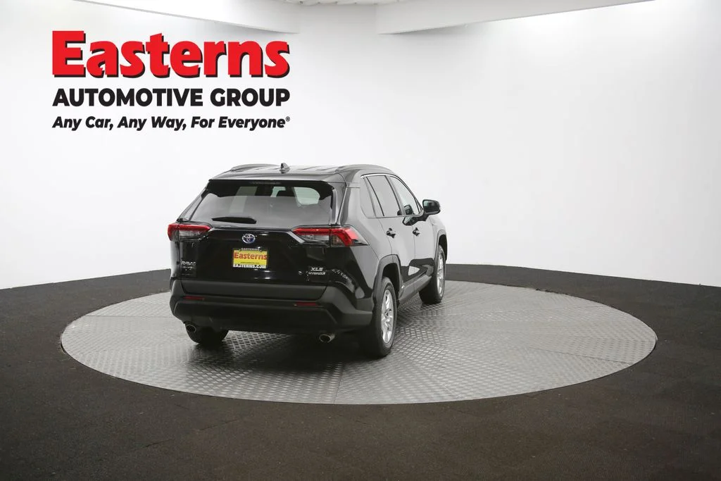 Used 2021 Black Toyota XLE image 39