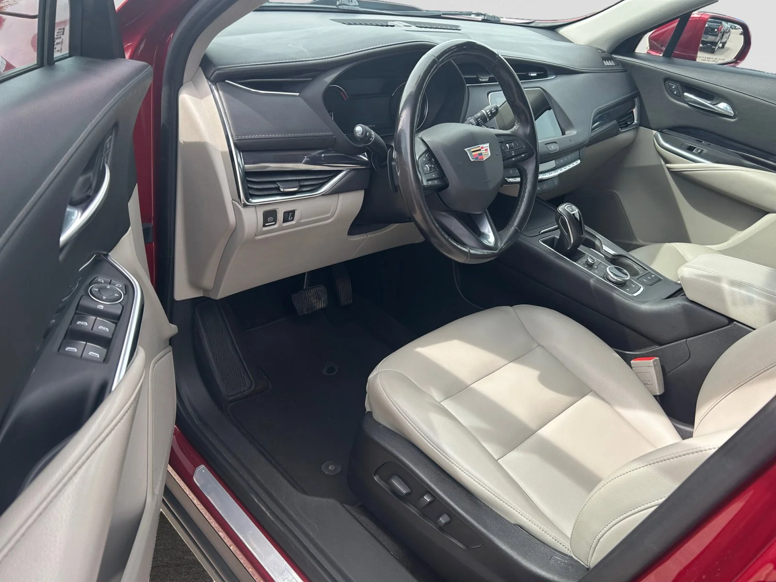 Used 2019 RED Cadillac AWD LUXURY AWD image 12