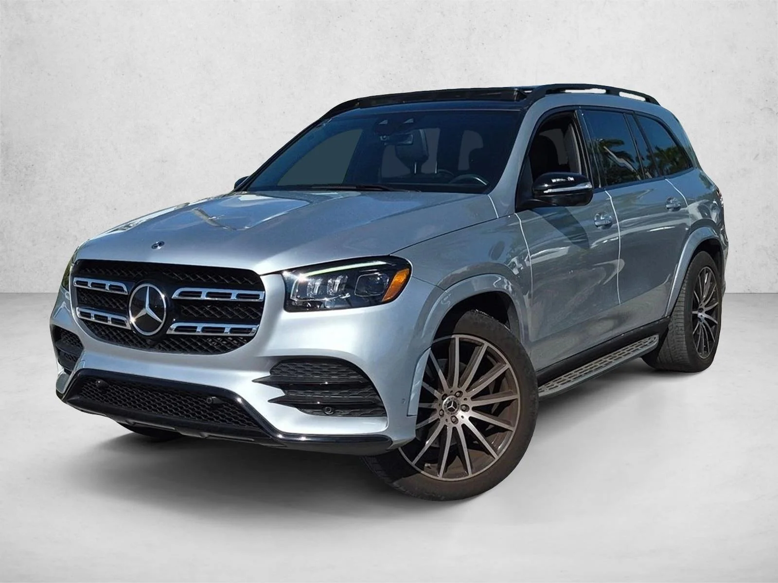 Used 2023 Cirrus Silver Metallic Mercedes-Benz GLS 450 image 1