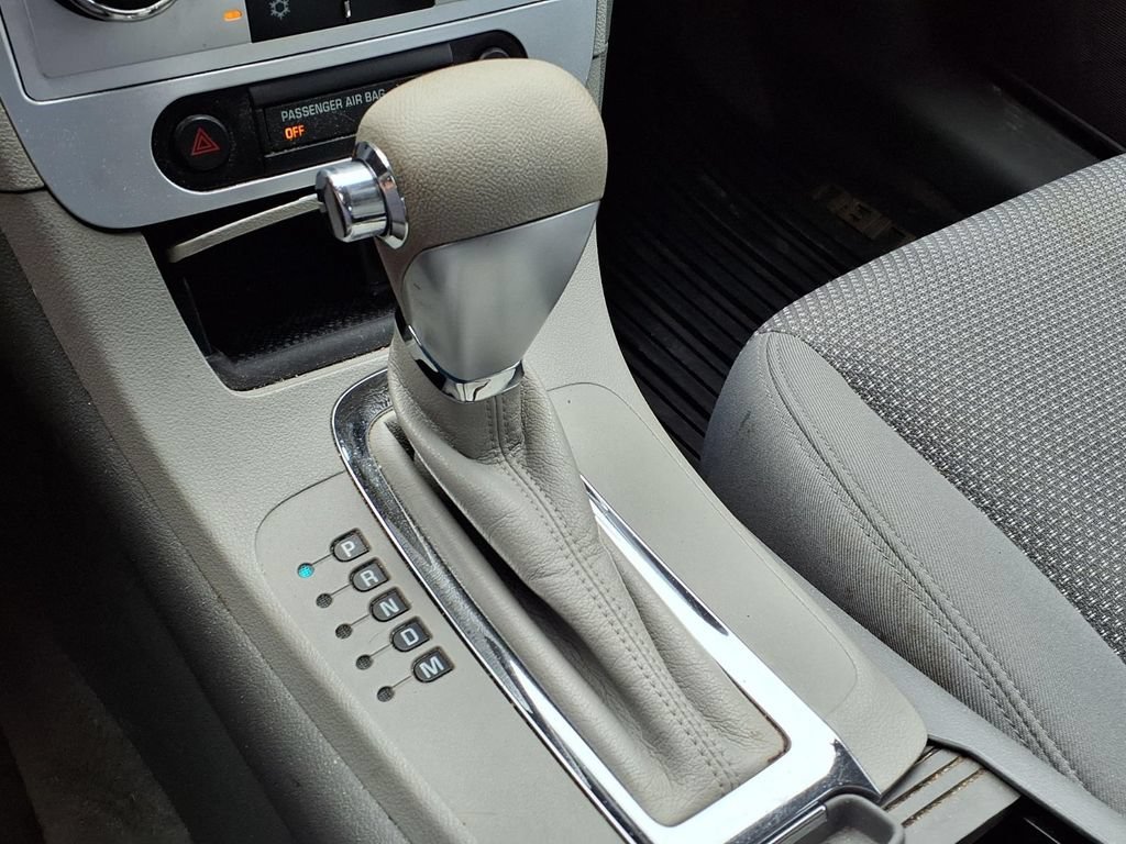 Used 2009 Summit White Chevrolet LT w/1LT image 17