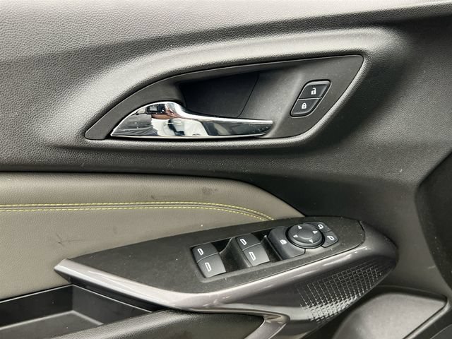 Certified Used 2024 Summit White Chevrolet ACTIV image 22