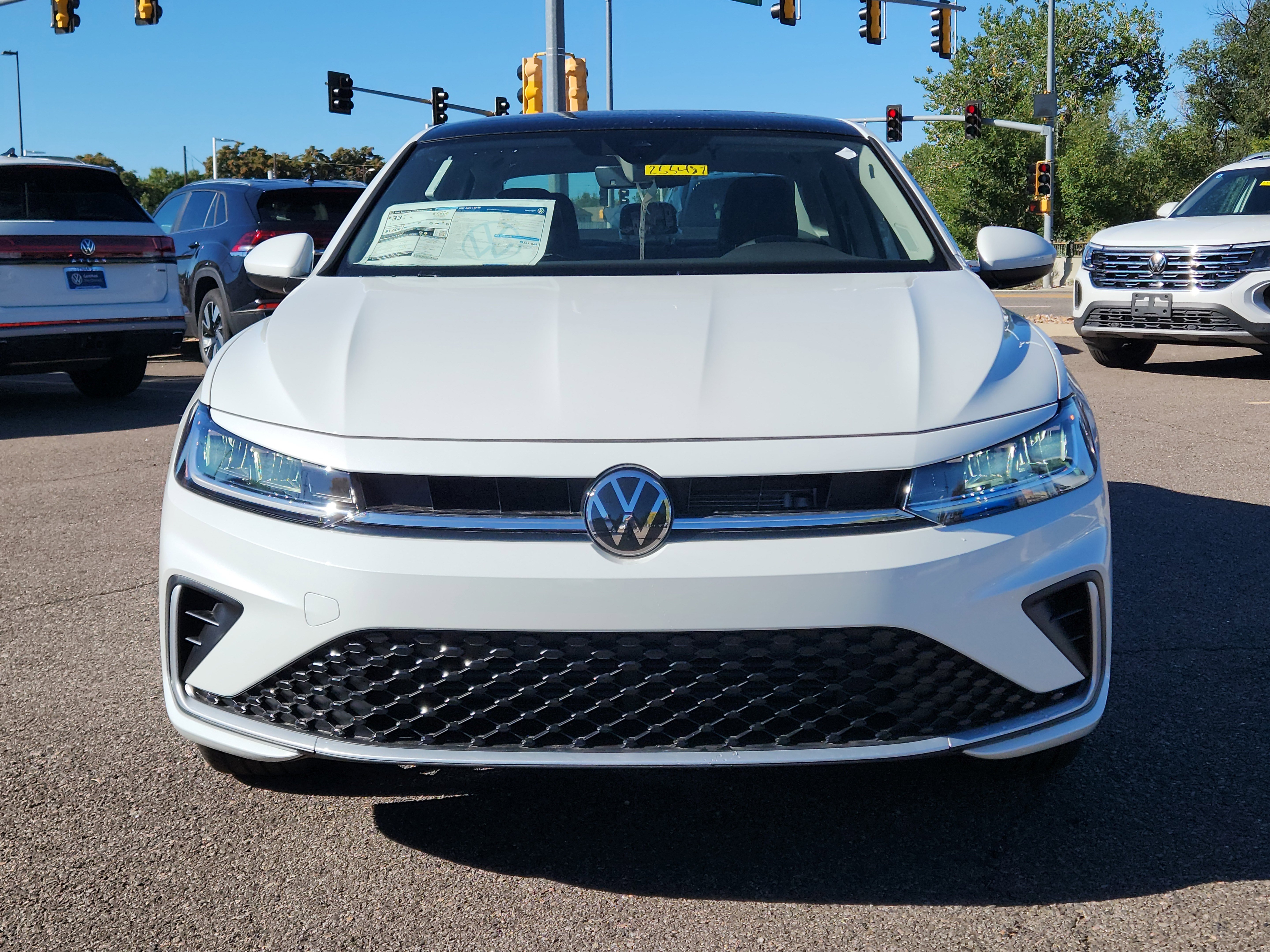 2025 Volkswagen Jetta SE - Photo 6