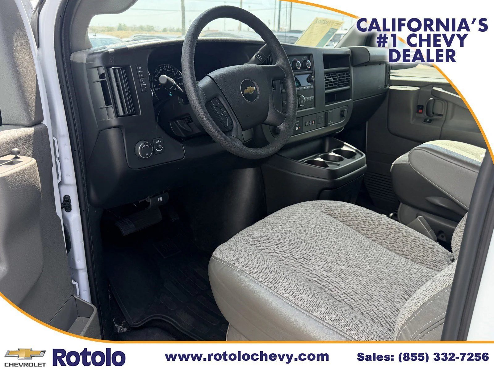 Used 2025 Summit White Chevrolet 1LT image 16