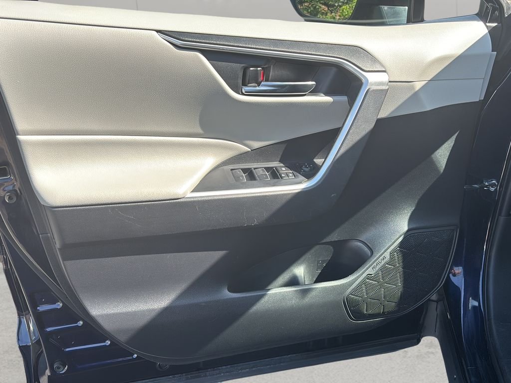 Used 2022 Blueprint Toyota XLE image 11