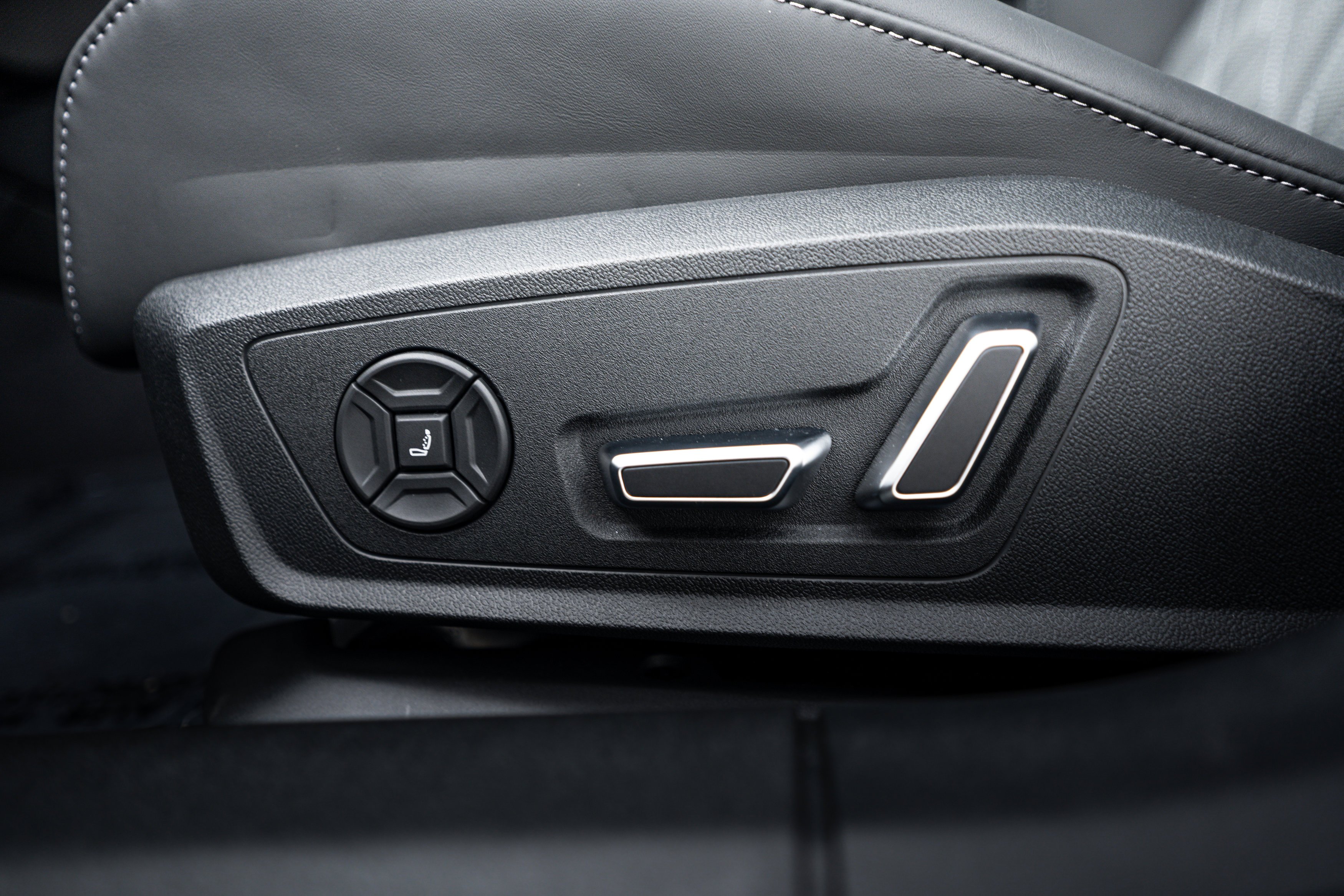 New 2026 Black Audi Premium Plus image 15