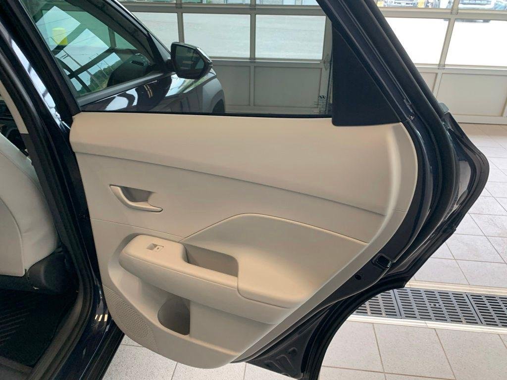 New 2026 Blue Hyundai SEL Sport AWD image 17