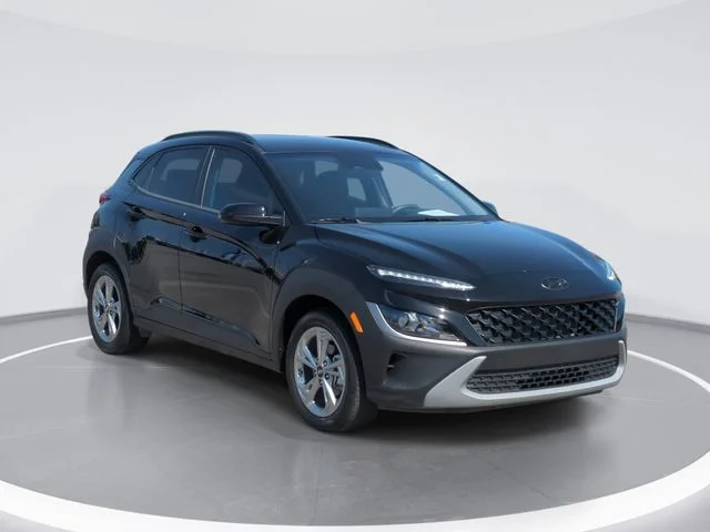 Used 2023 Black Hyundai SEL image 1