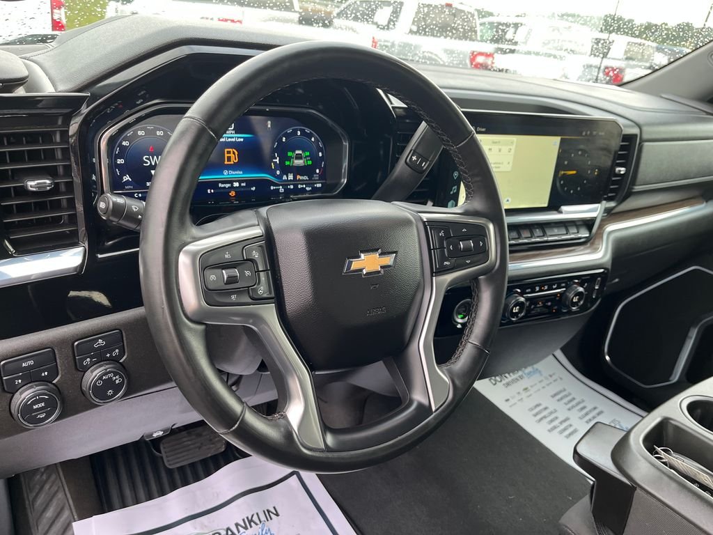 Used 2023 Gray Chevrolet LT image 15